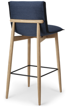 E006 Embrace Bar Stool by Carl Hansen - view 4